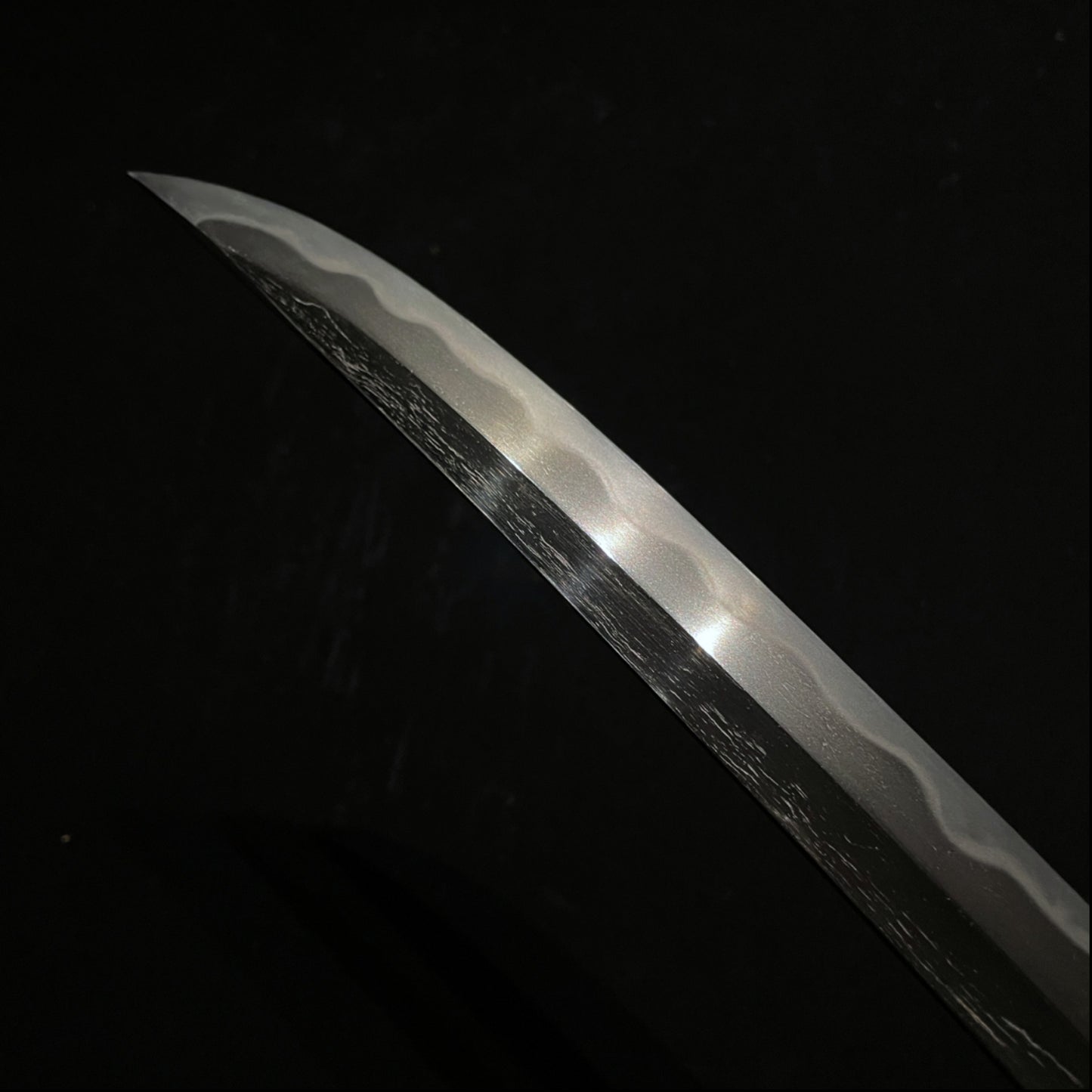 Shobuzukuri 菖蒲造 WAKIZASHI, Edo period mumei, 372mm (14.65 in.)