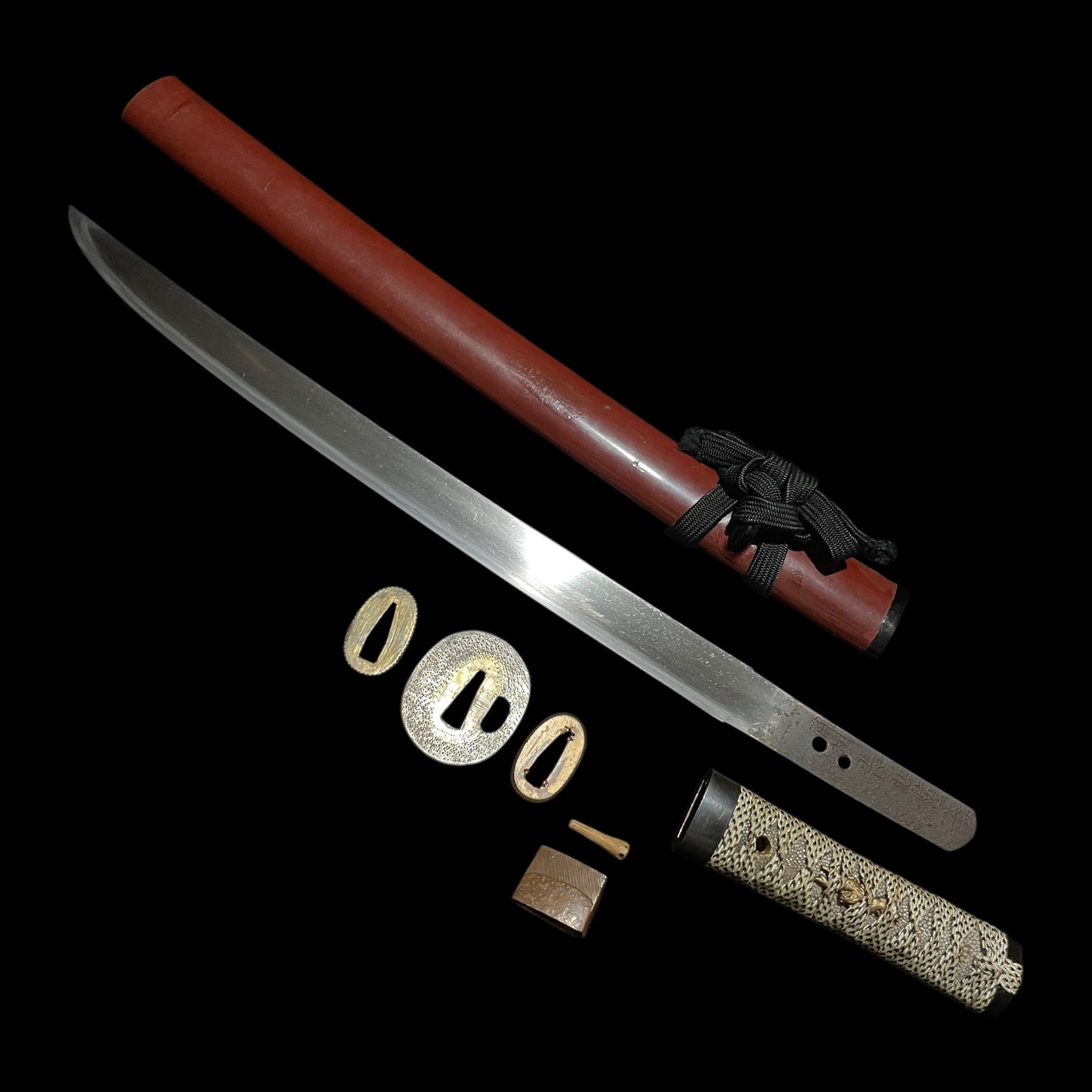 Hirazukuri 平造 WAKIZASHI, Bishuosafune Sukesada February 1566 signed, Red Bonji