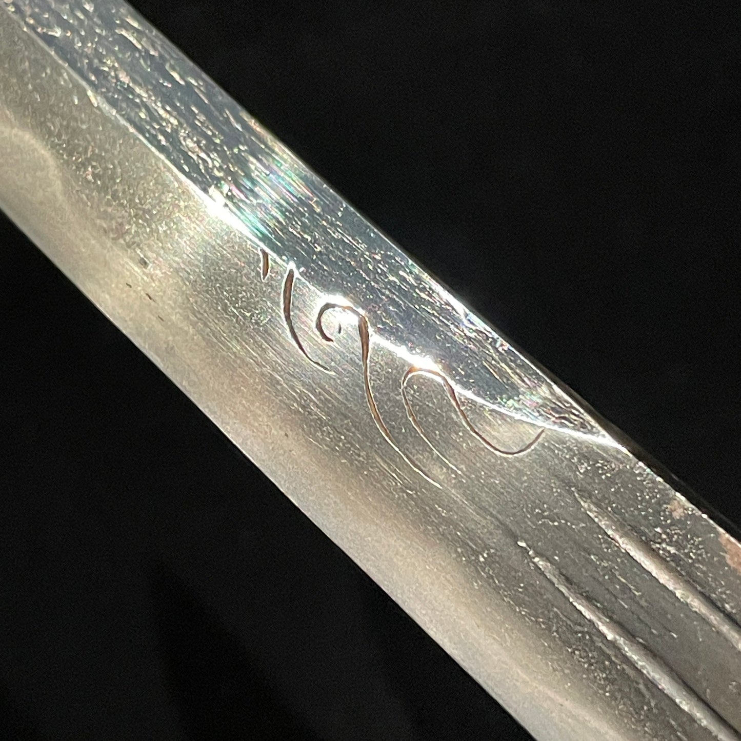 Unokubi-Zukuri 鵜首造 Red TANTO, with Brass KOZUKA, Edo period mumei