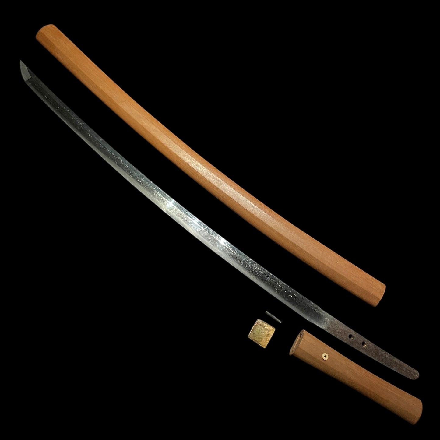 Long Wakizashi in Shirasaya, Muromachi period mumei, Nagasa 584mm (22.99 in.)