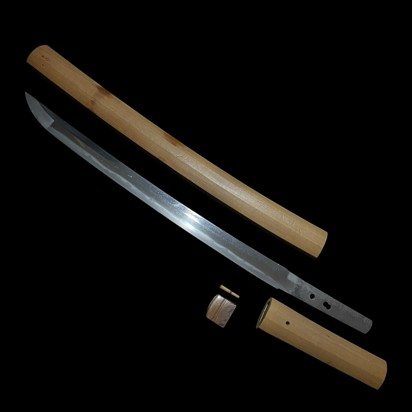 Ookissaki 大切先 Wakizashi, Bicchuju Kunitomo 備中住国友 signed, Wide blade