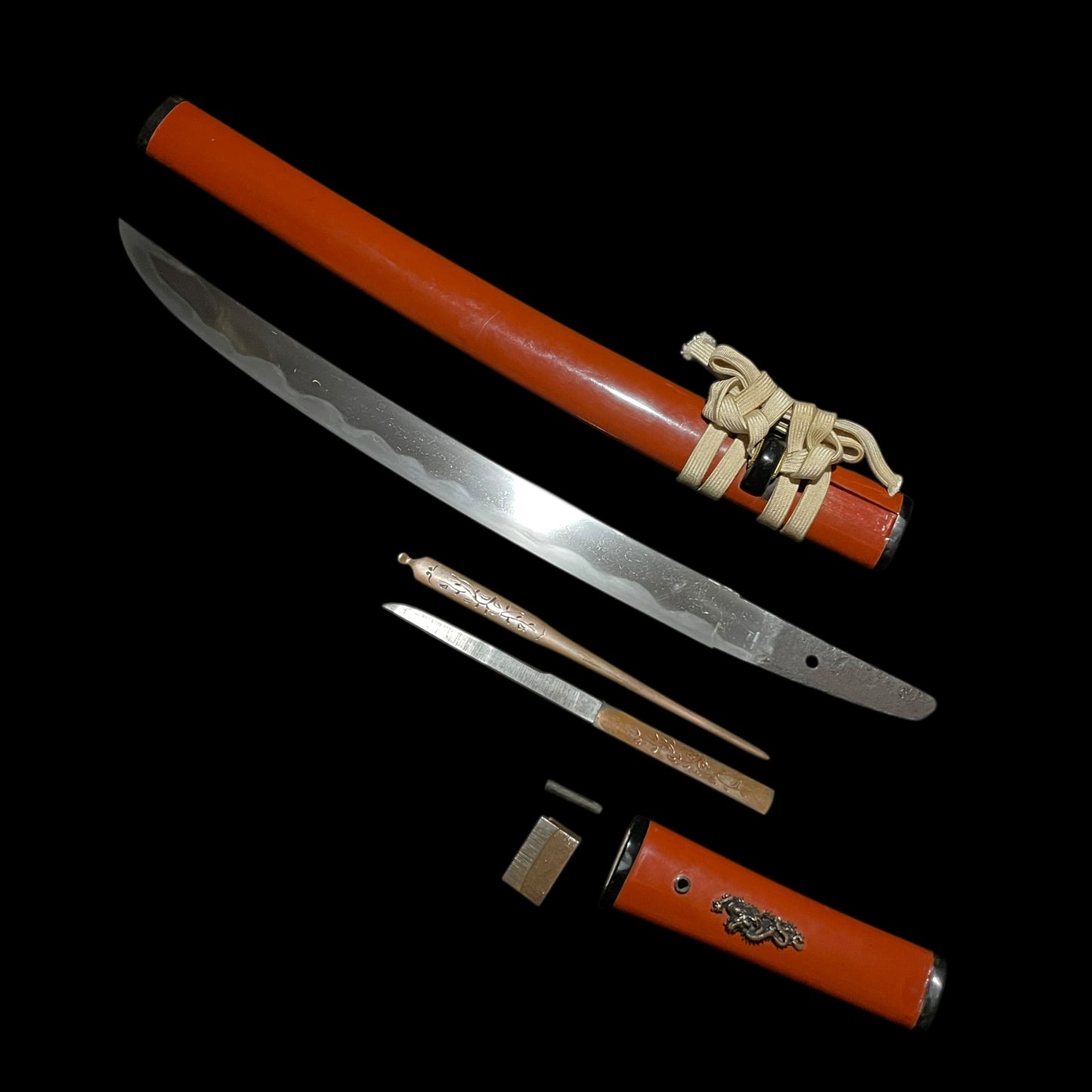 Hirazukuri Sunnobi TANTO 平造寸延短刀, 氏房 Ujifusa signed, with Kozuka Kogai