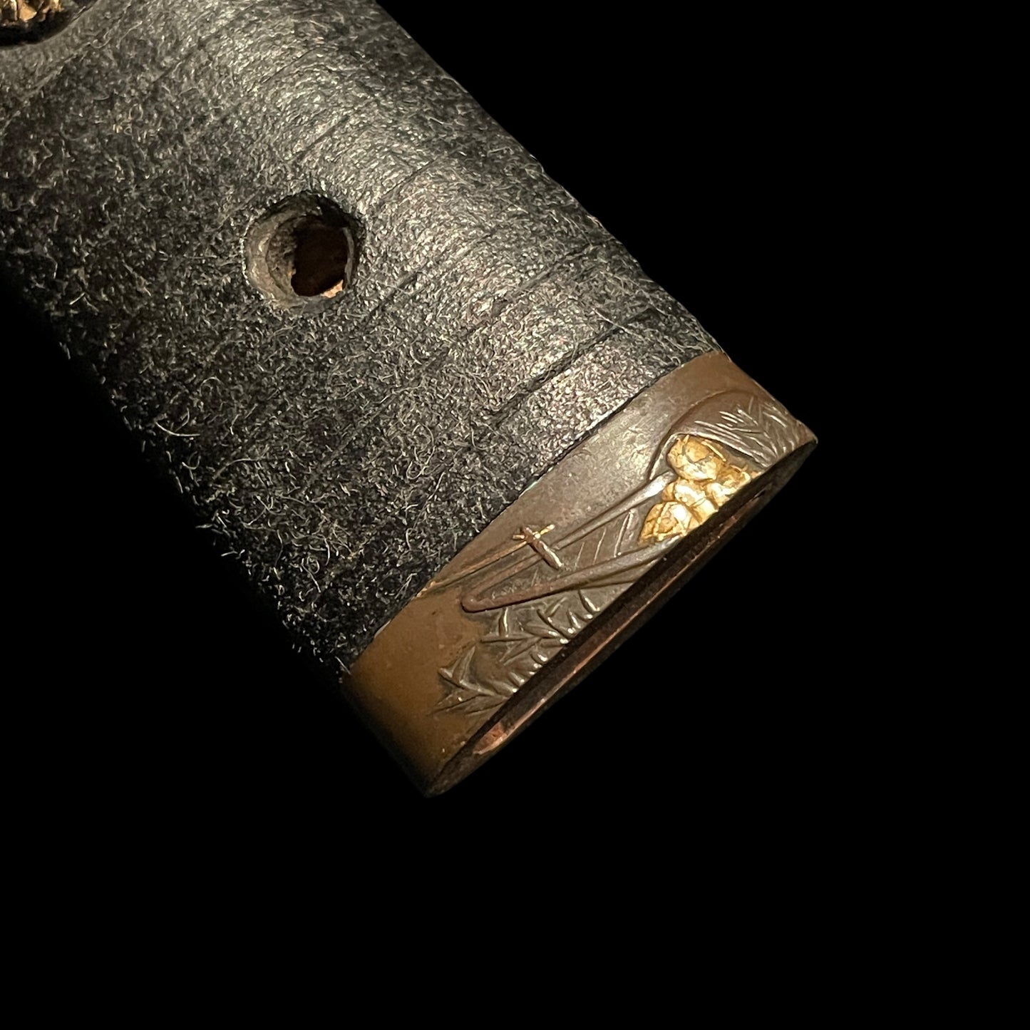 Plum TSUBA Short Wakizashi, Komedawara 米俵 Fuchi Edo period mumei