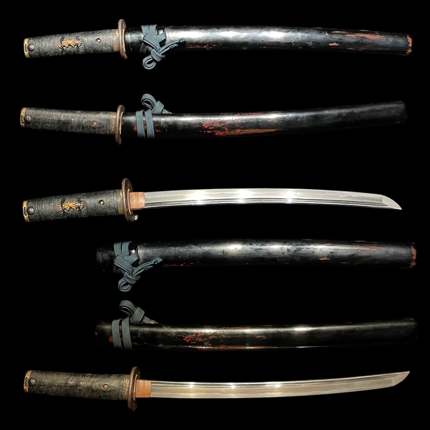 Plum TSUBA Short Wakizashi, Komedawara 米俵 Fuchi Edo period mumei