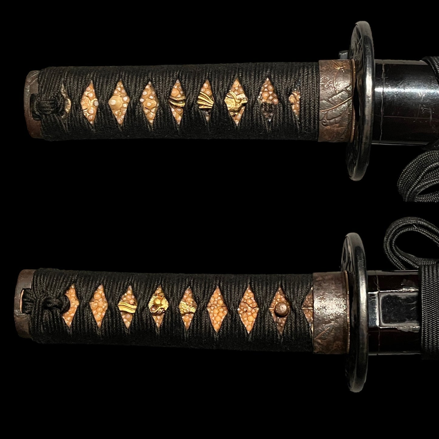 Bell cricket Fuchikashira 鈴虫縁頭, Shobuzukuri Long WAKIZASHI, Edo period mumei