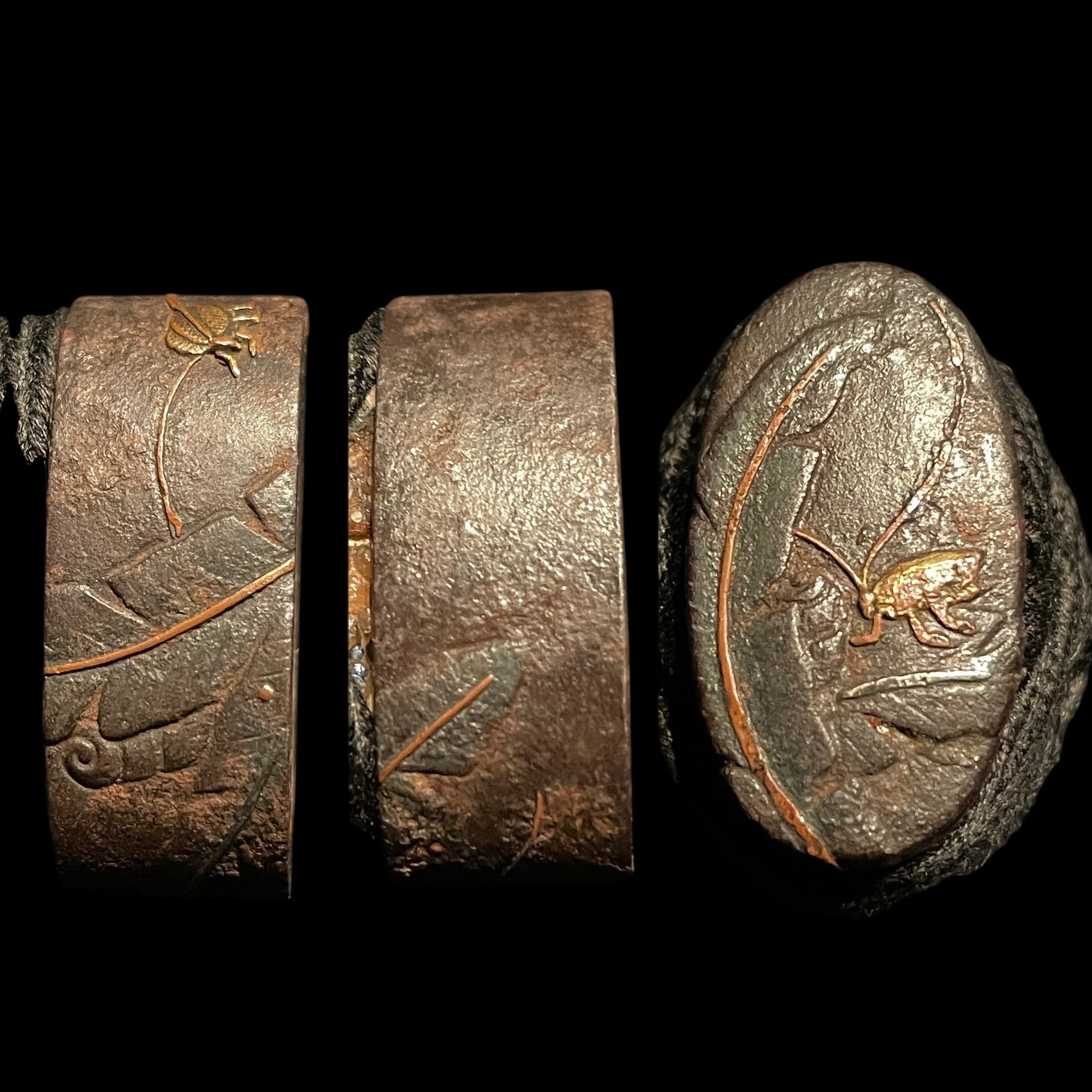 Bell cricket Fuchikashira 鈴虫縁頭, Shobuzukuri Long WAKIZASHI, Edo period mumei