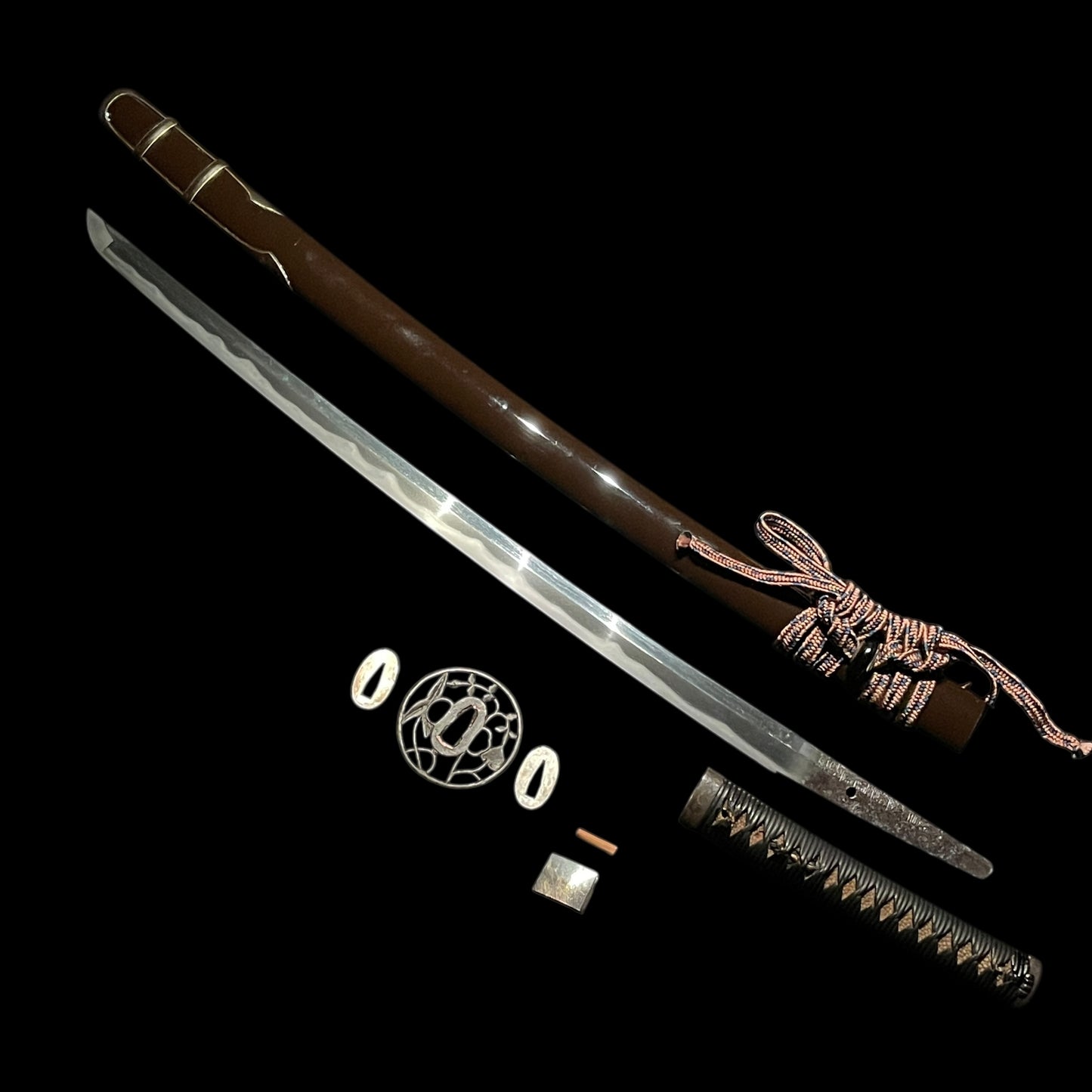 Hizenkoku Fujiwara Hironori 肥前国藤原廣則 signed, Long Wakizashi, Edo period