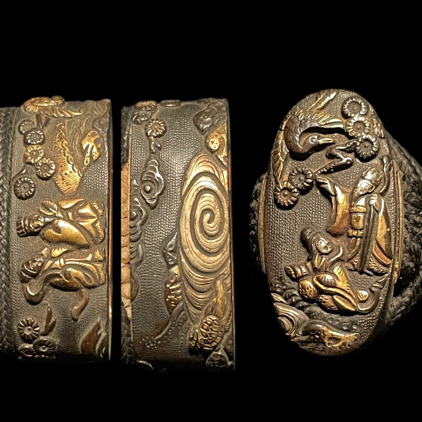 Midareba 乱刃 Long WAKIZASHI, Echizenju Shimosaka 越前住下坂 signed, Edo period