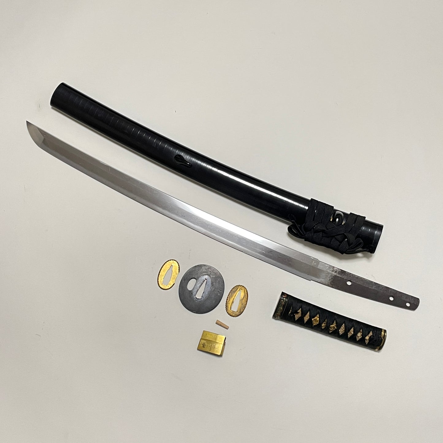 Hou 伯 signed WAKIZASHI, Raimon 雷紋 Kashira, Fuemaki-Zaya 笛巻鞘, Edo period
