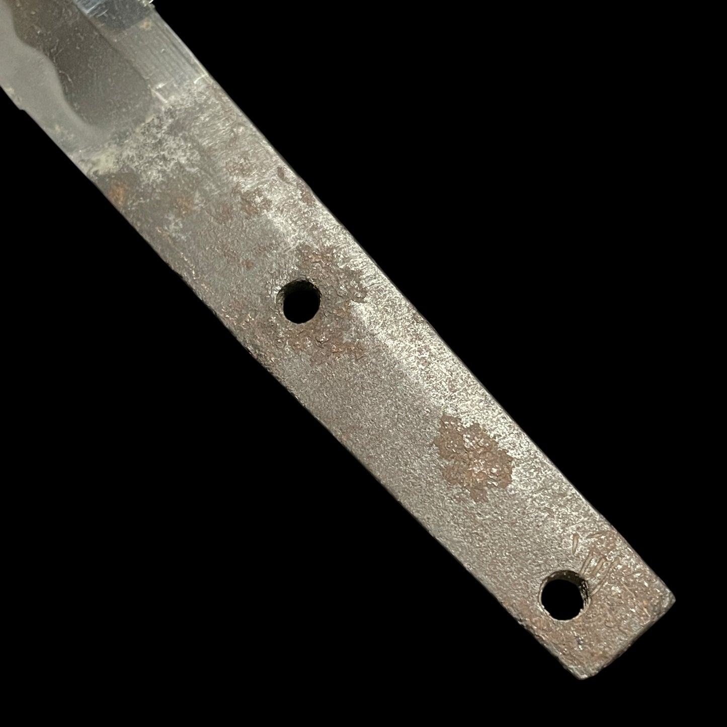 Kane 兼 signed Long WAKIZASHI, Late Muromachi period