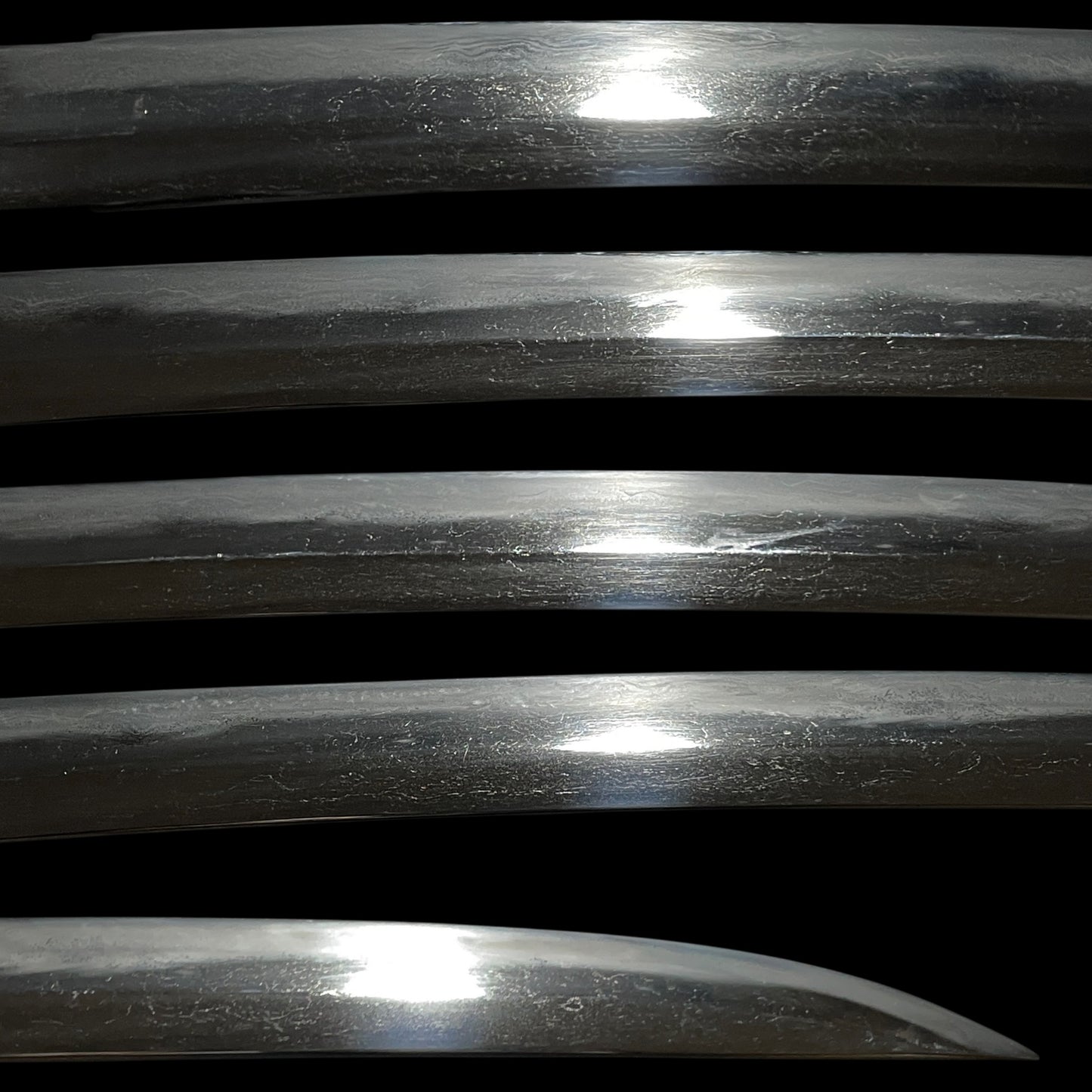 Kodachi 小太刀 Shobuzukuri, Dragon Fittings, Tadamitsu 忠光 signed