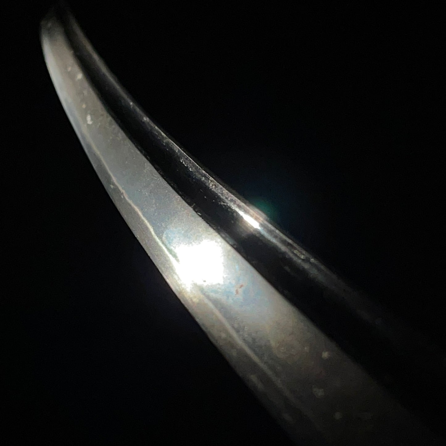 Kunishige 國重 signed Long WAKIZASHI, Bo-hi 棒樋 blade, Muromachi period