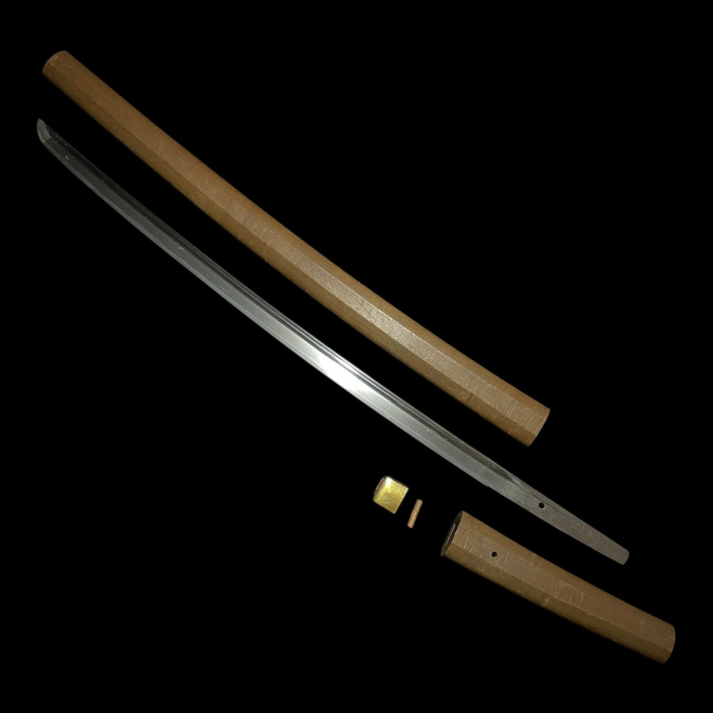 Kunishige 國重 signed Long WAKIZASHI, Bo-hi 棒樋 blade, Muromachi period