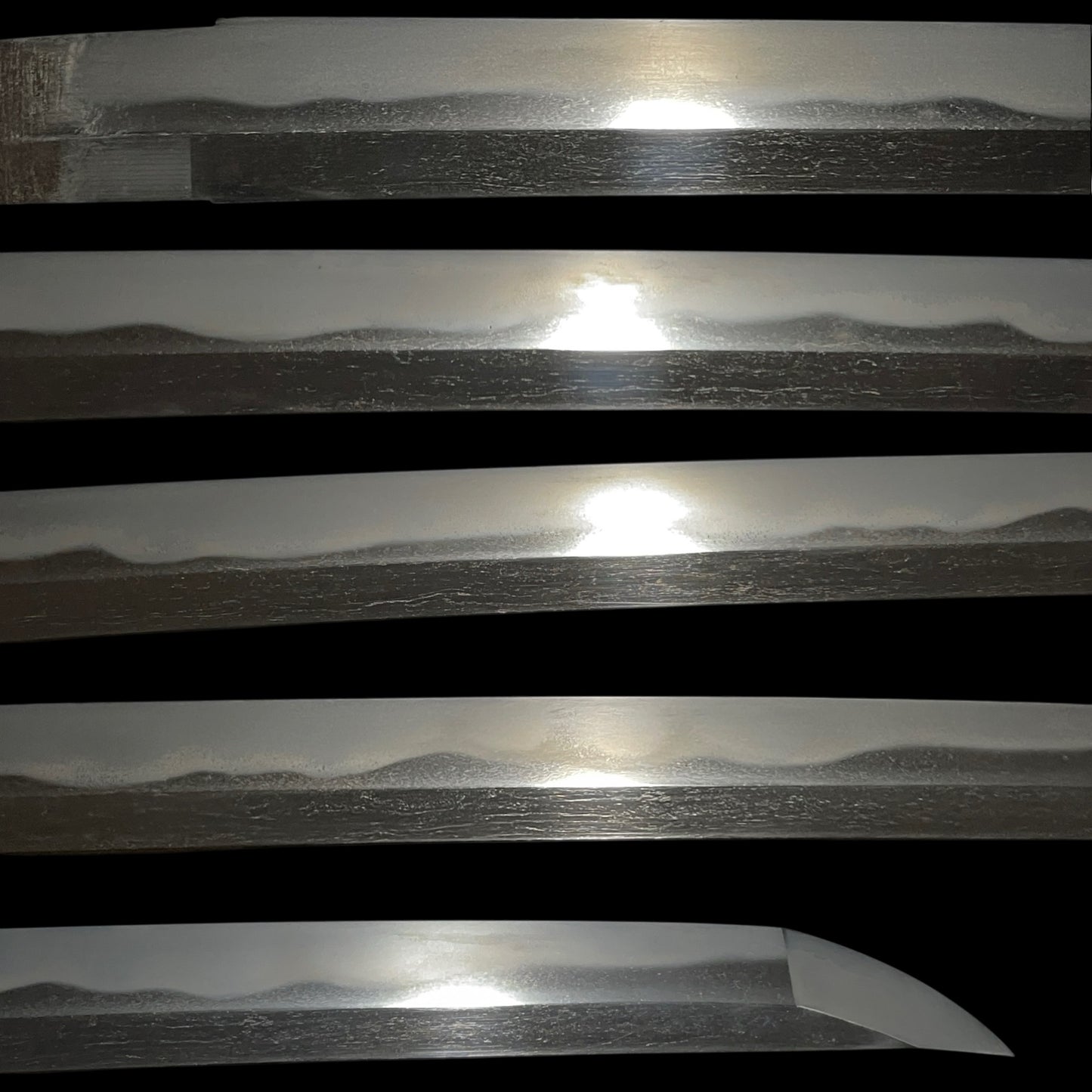 Wide Hamon Long Wakizashi, Edo period mumei, Nagasa 542mm(21.34in)