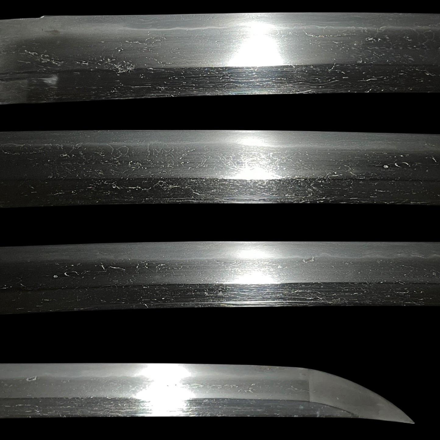 Izumikoku Masakage signed Wakizashi, Aoi Fuchikashira, Signed Tsuba, Edo period