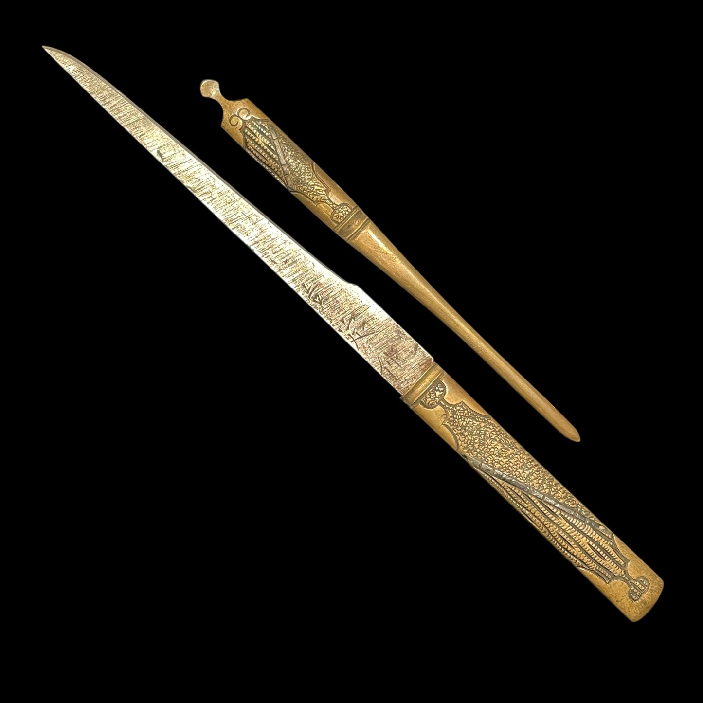 Red TANTO Matsushiro Koshirae 松代拵, with Kozuka Kogai, Late edo period