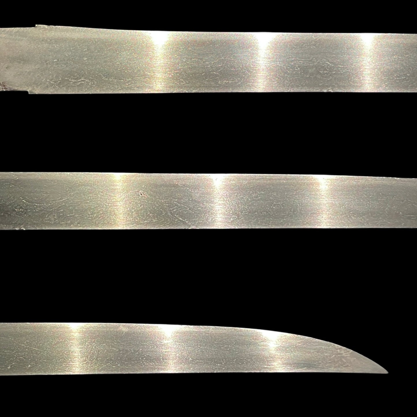 Tomo 友 signed, KOTO Tanto in Shirasaya, Muromachi period, Gold cover Habaki