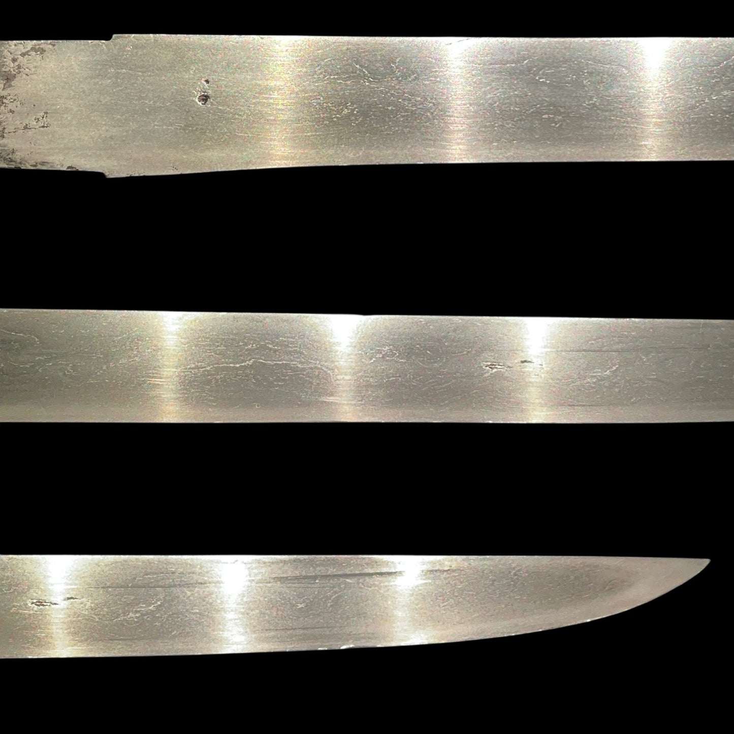 Tomo 友 signed, KOTO Tanto in Shirasaya, Muromachi period, Gold cover Habaki