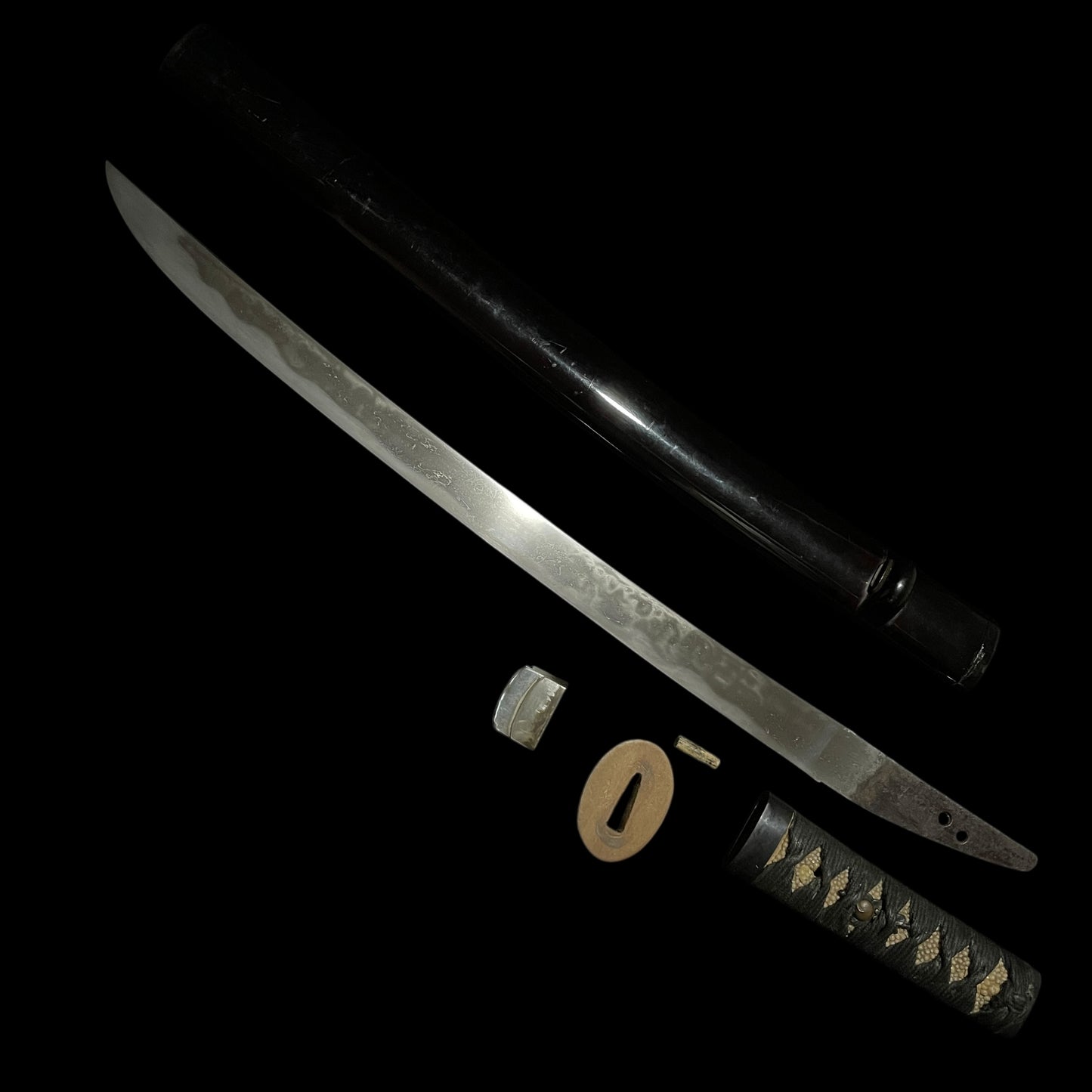 HITATSURA 皆焼 Hirazukuri-Wakizashi 平造脇差, Tsunahiro 綱広 with Certificate