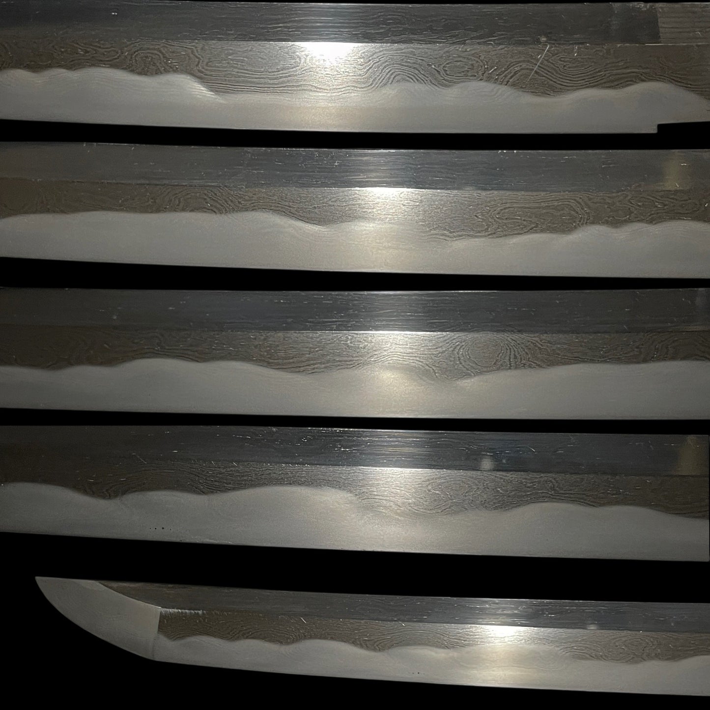 AYASUGIHADA 綾杉肌, Oohadamono 大肌物 WAKIZASHI, 越前継平 Echizen Tsuguhira