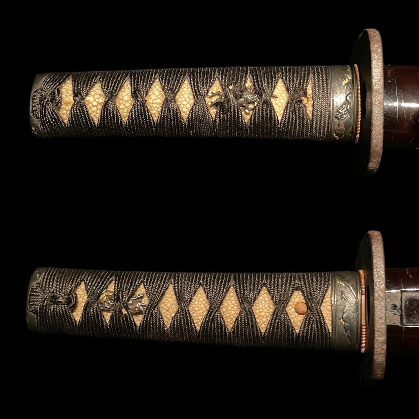 Landscape Fuchikashira 風景図縁頭, Oozori Wakizashi,  Signed Tsuba, Kashu Habaki