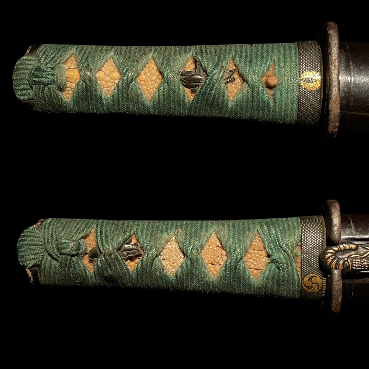 Hiromitsu 廣光 signed TANTO, with Kozuka, Muromachi period