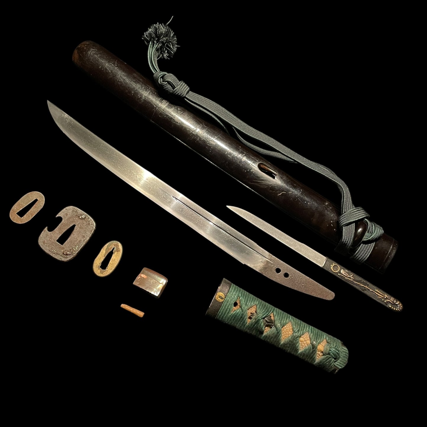 Hiromitsu 廣光 signed TANTO, with Kozuka, Muromachi period