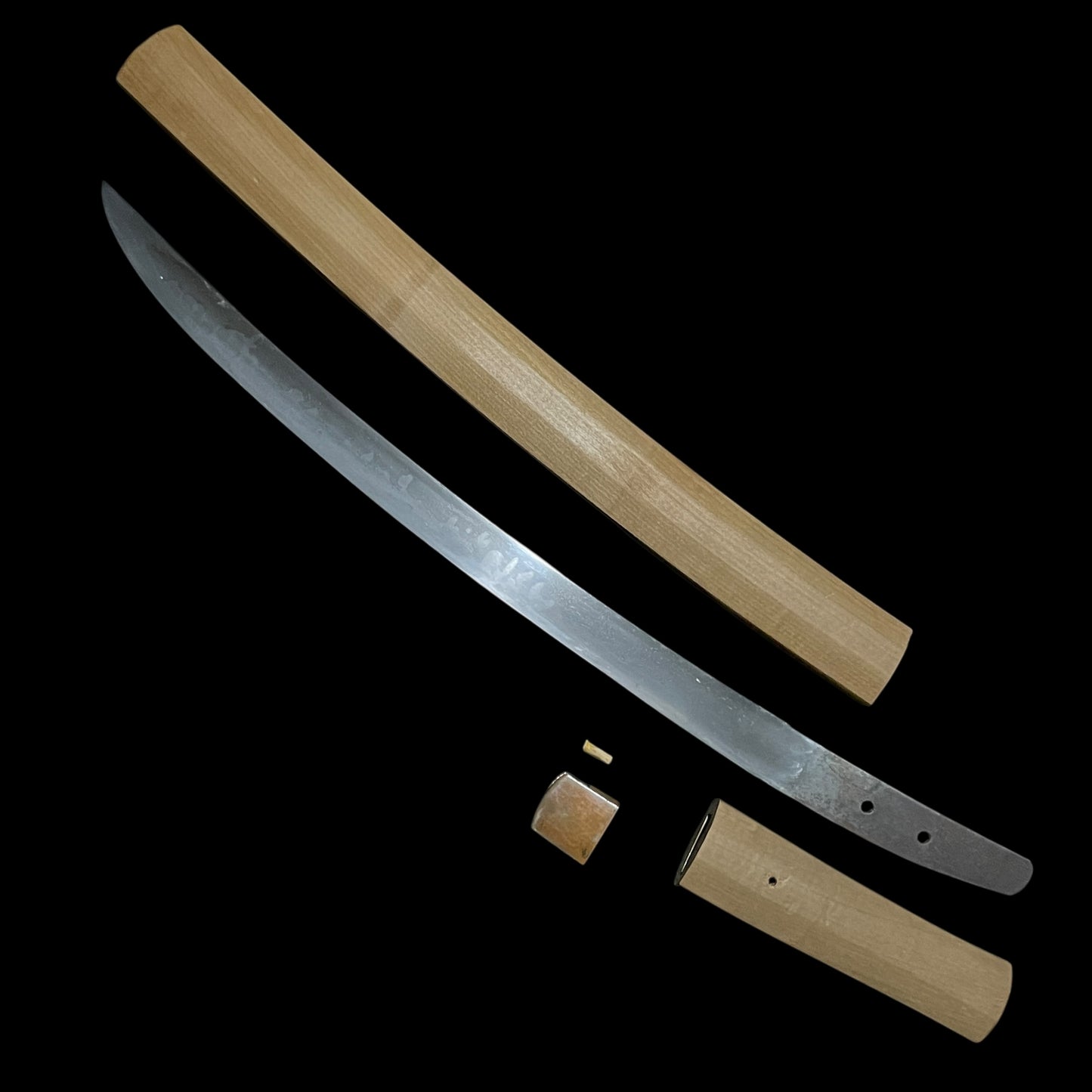 Hirazukuri 平造 WAKIZASHI, Yasushige 康重 signed, Muromachi period