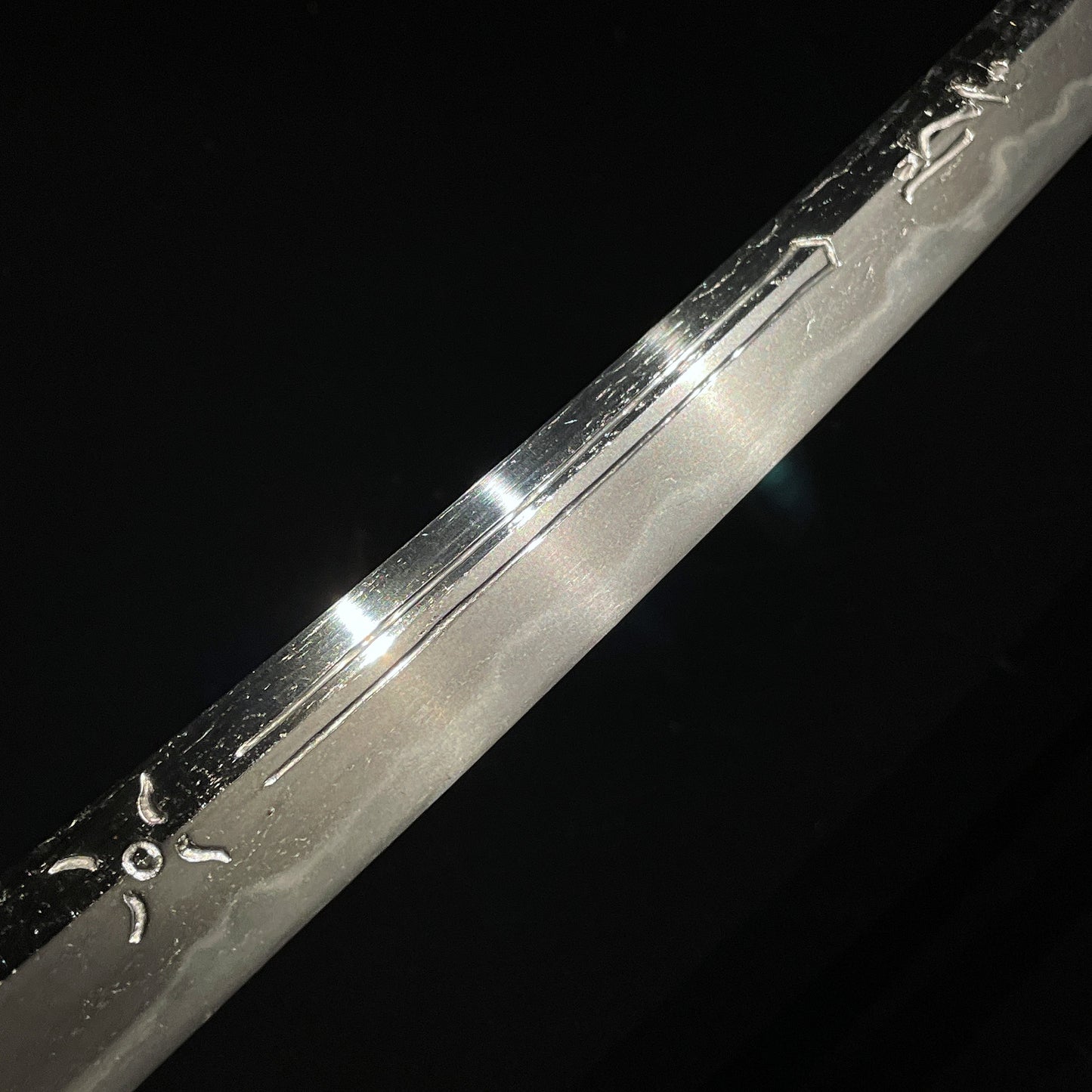 Tanbanokami Terukado 丹波守照門 signed Long Wakizashi, HORIMONO 彫物, Edo period