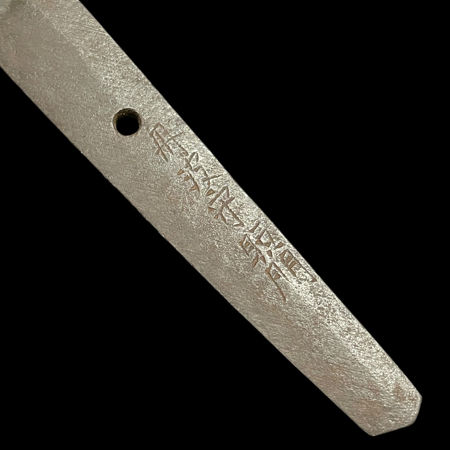 Tanbanokami Terukado 丹波守照門 signed Long Wakizashi, HORIMONO 彫物, Edo period