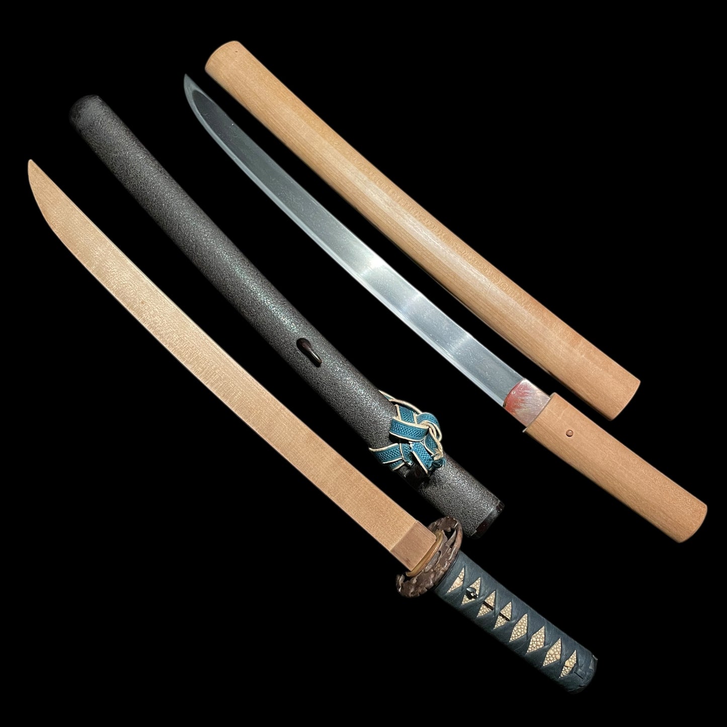 Hirazukuri Wakizashi, Yajiri Menuki, Choshuju Yuken signed TSUBA, with Shirasaya