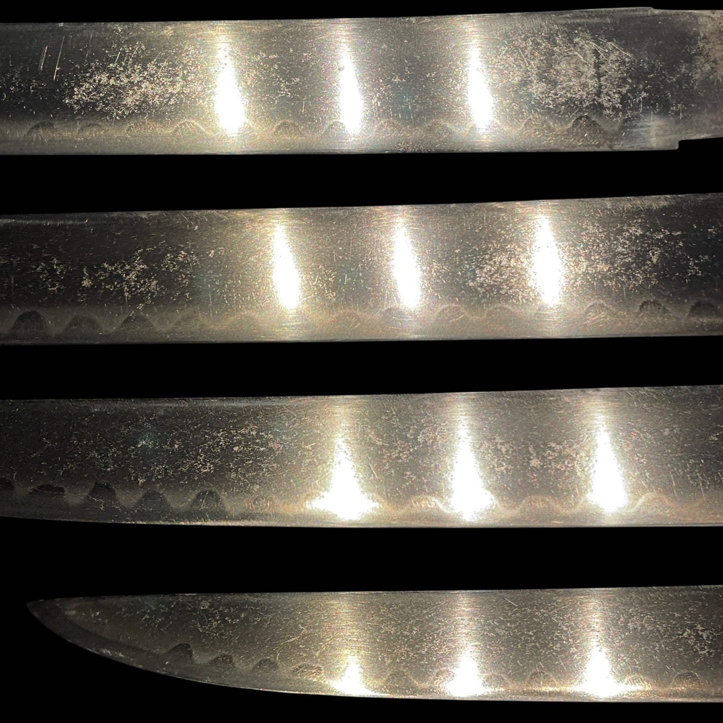 Red Sunnobi-Tanto 寸延短刀, with Kozuka, Large Kojiri, Edo period mumei