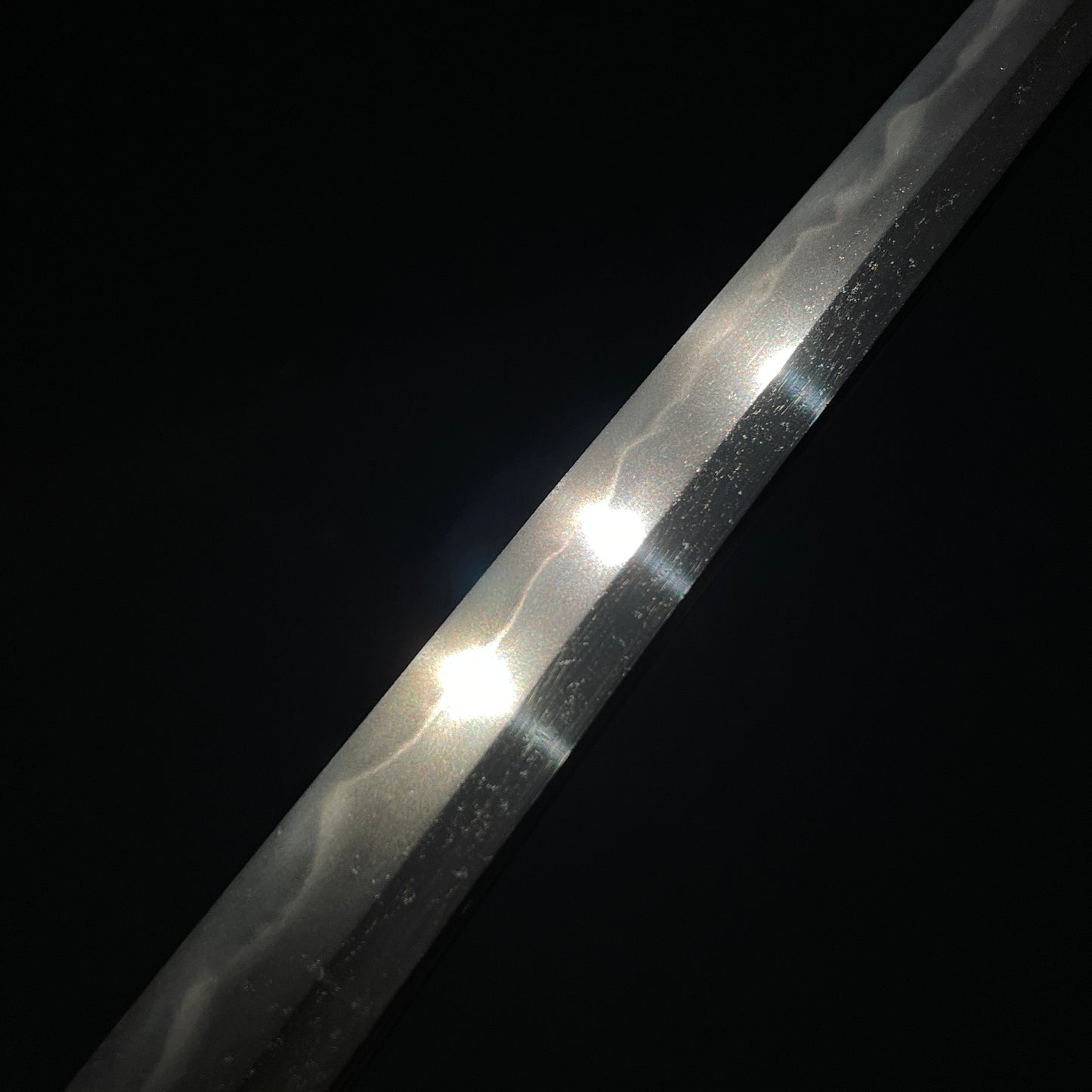 Top quality Habaki, Gunomemidare 互目乱 Hamon, Long Wakizashi, Muromachi period