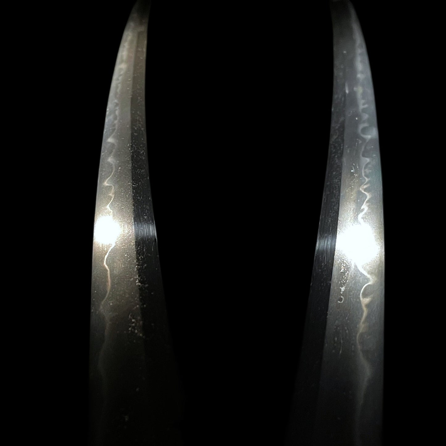 Top quality Habaki, Gunomemidare 互目乱 Hamon, Long Wakizashi, Muromachi period