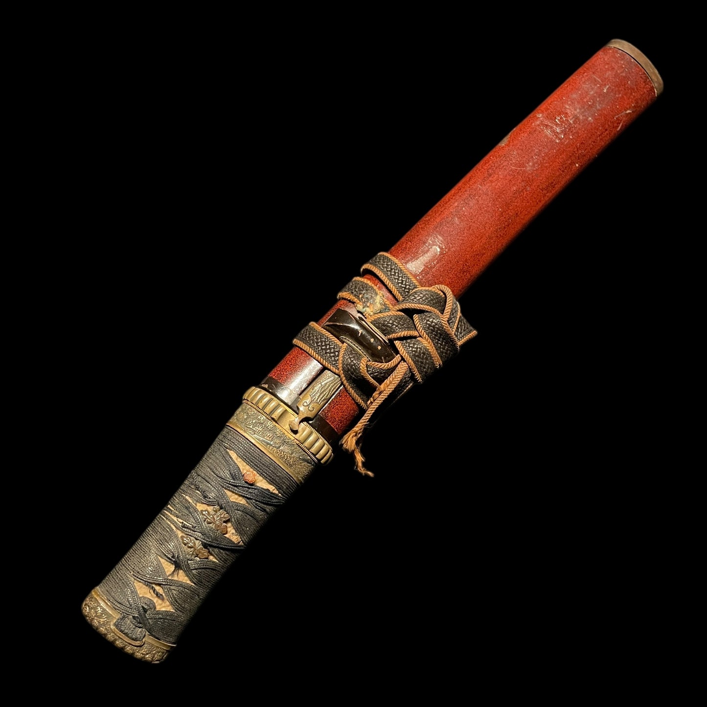 Red Matsushiro Koshirae Tanto, 松代拵短刀, with Kozuka and Kogai, Edo period mumei