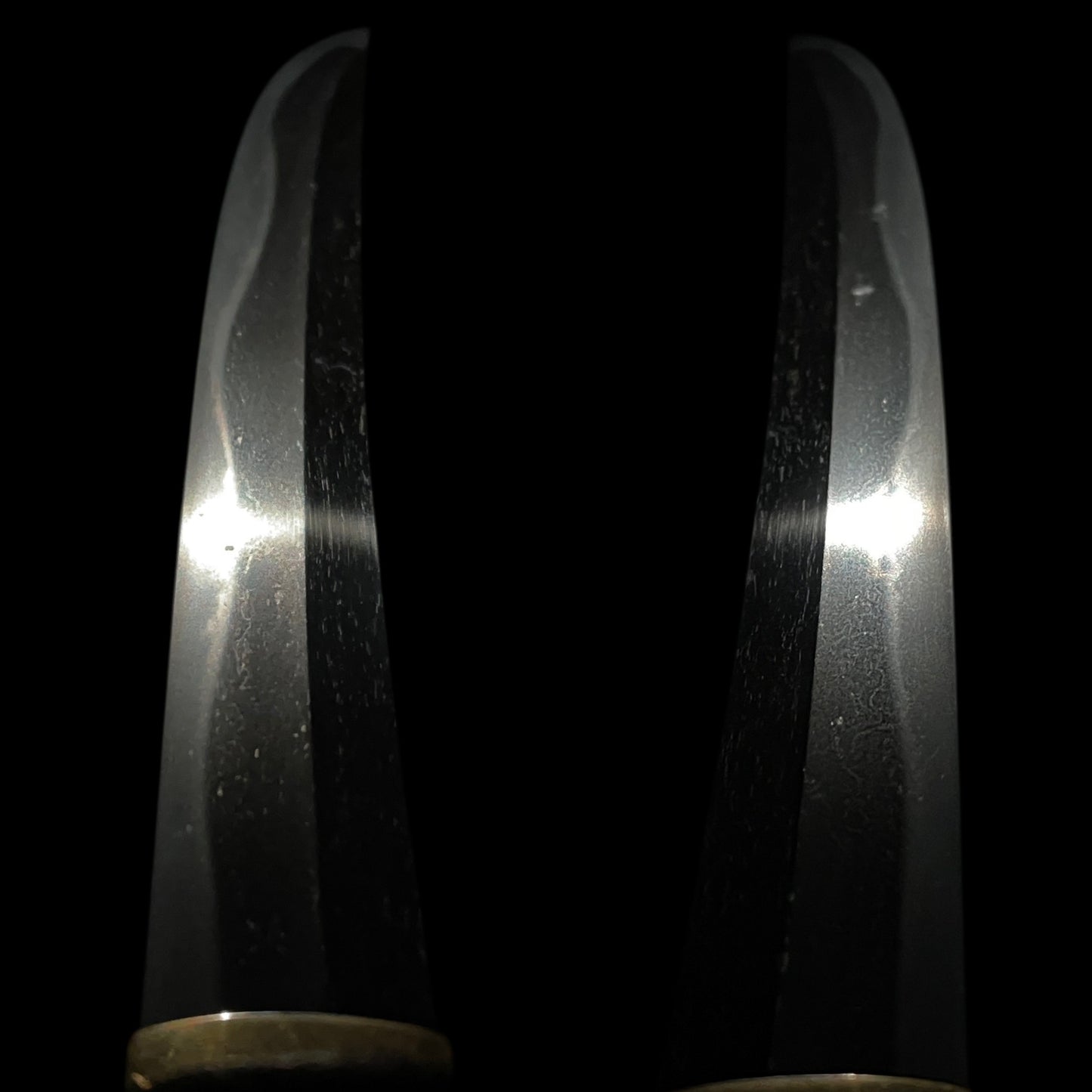 Fuyuhiro 冬広 Shobuzukuri TANTO, Raijin Kozuka 雷神小柄, Muromachi period