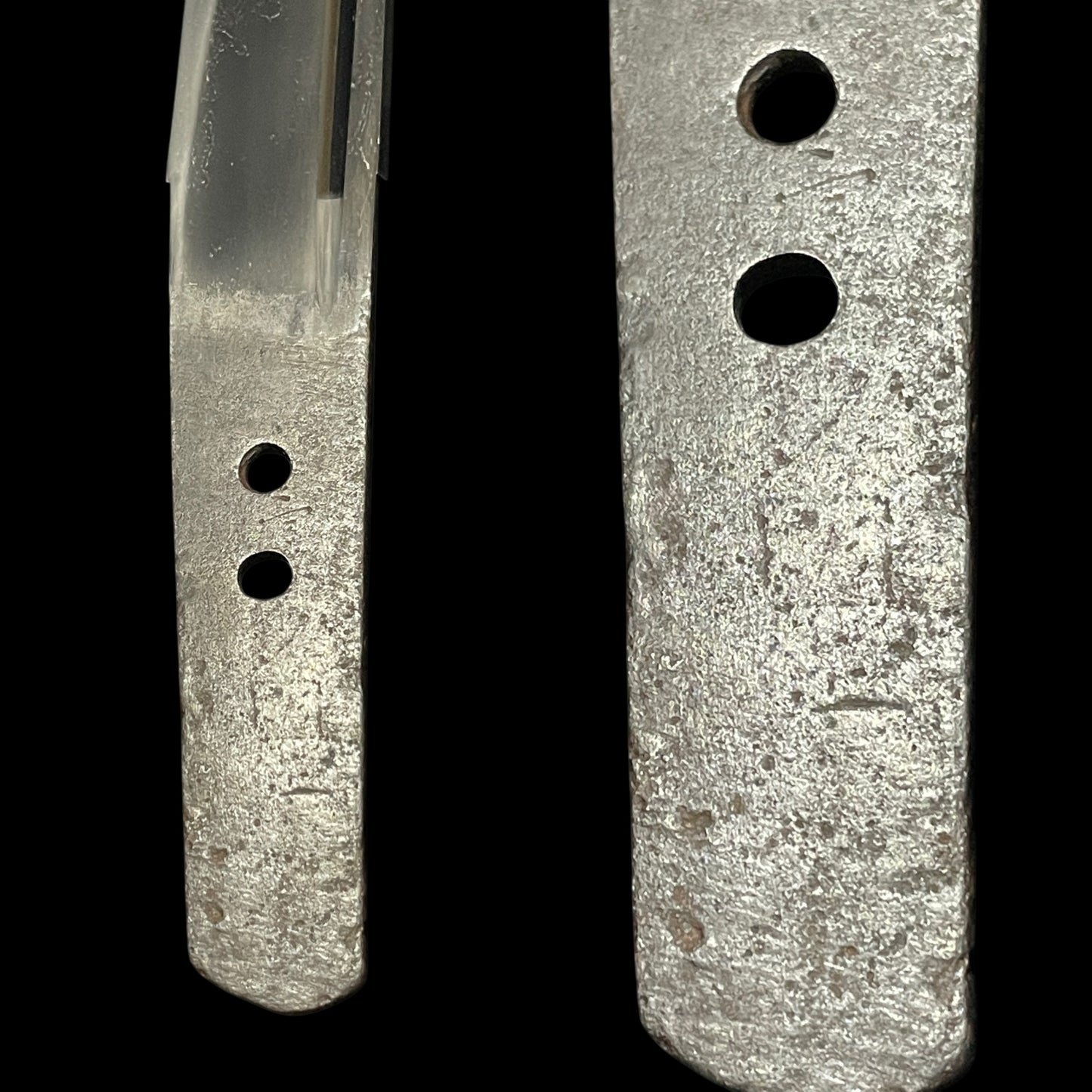 Uda Kunimune 宇多國宗 signed Sunnobi-Tanto 寸延短刀, Late Muromachi period, NBTHK Certificate