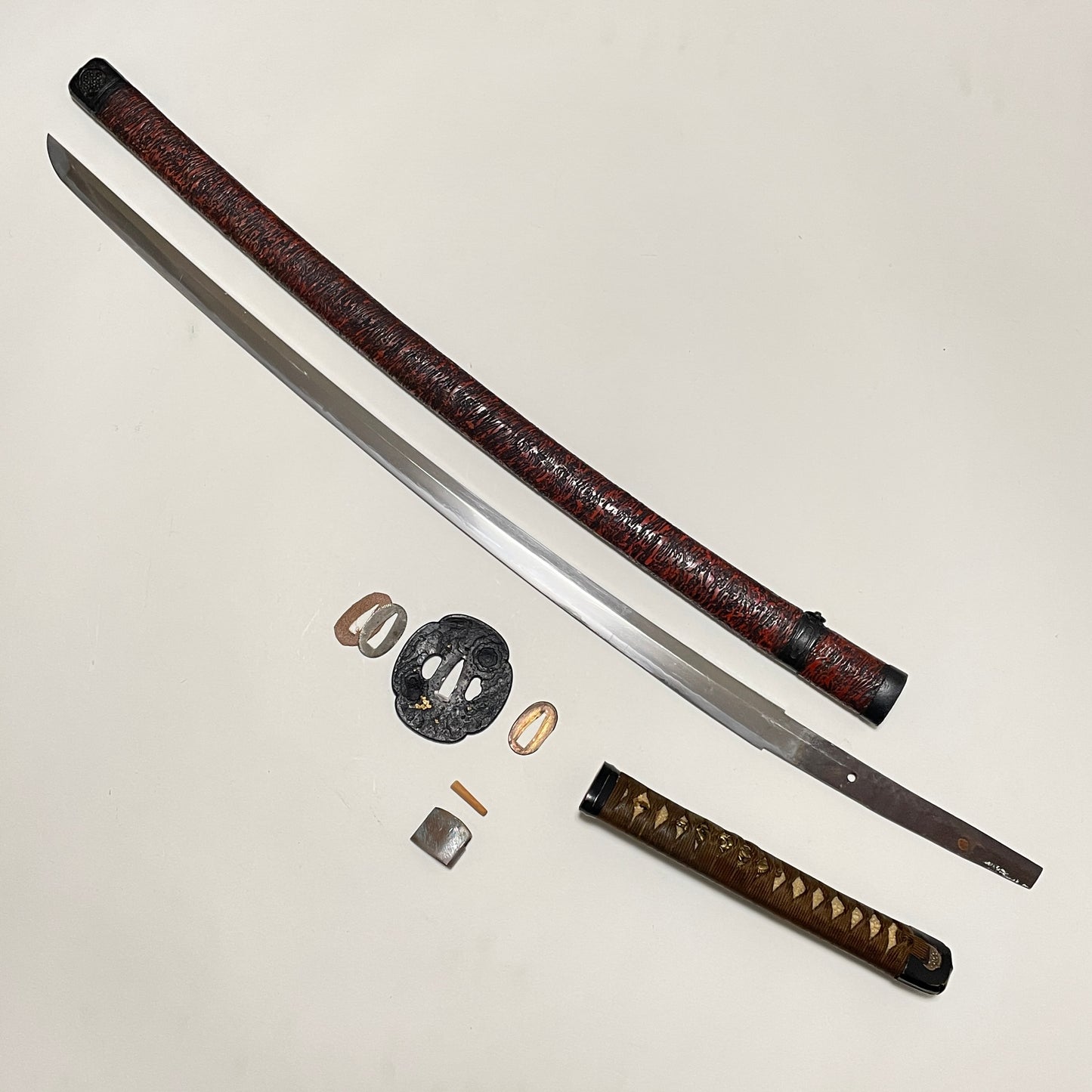 Kanetsugu 兼継 signed Red KATANA, Wide and Thick blade, Edo period