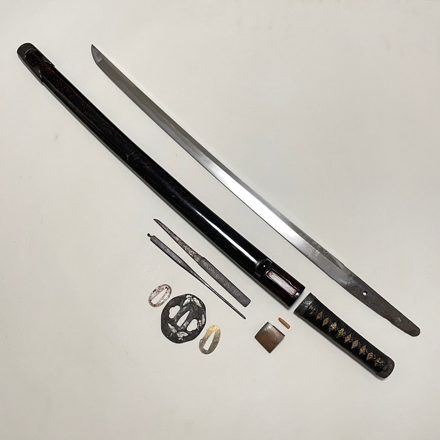 Butterfly Fittings Long Wakizashi, Kozuka Kogai, Rugged Blade, Edo period mumei