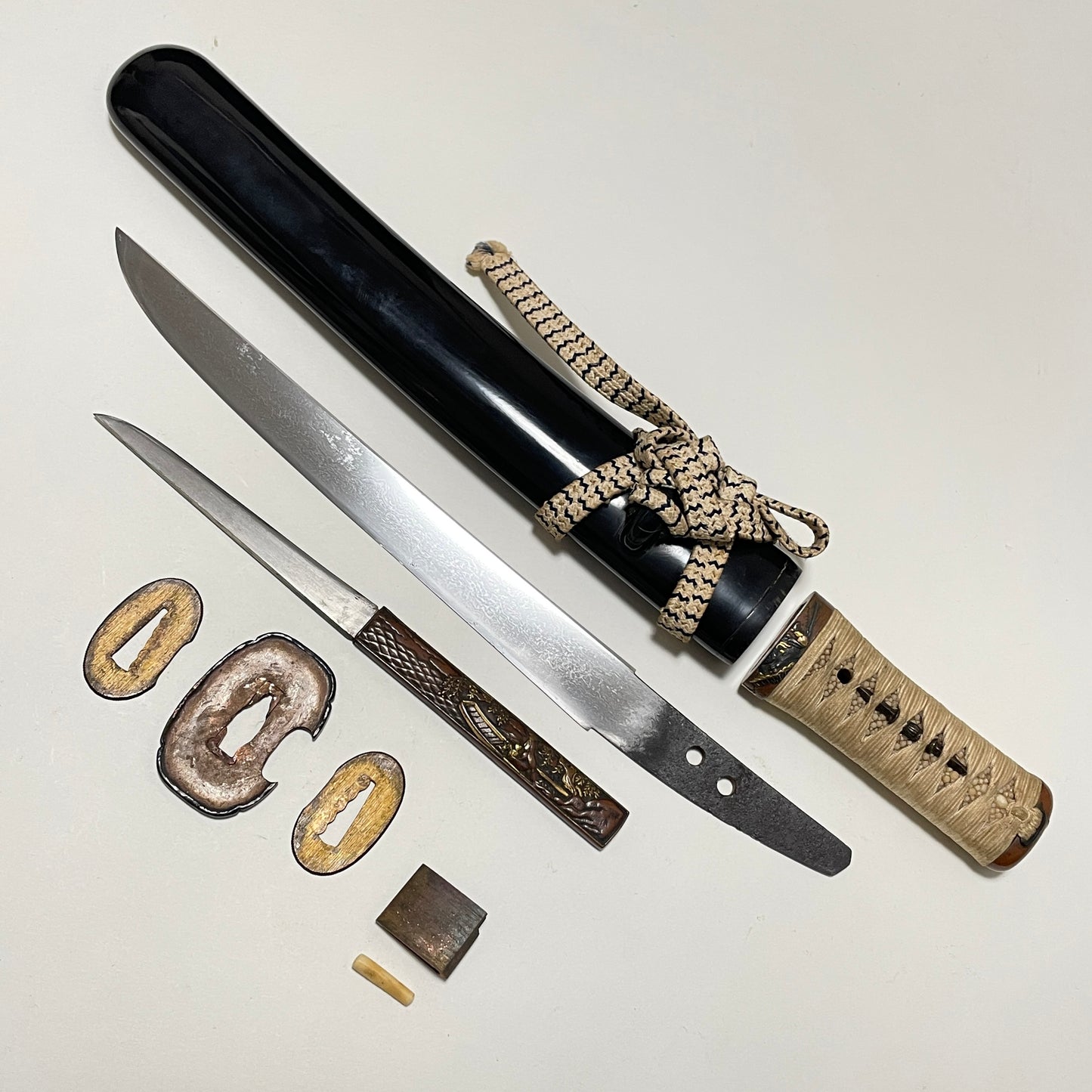 Onishoki 鬼鍾馗 Fuchikashira, Copper Fittings TANTO, with Kozuka, Muromachi period