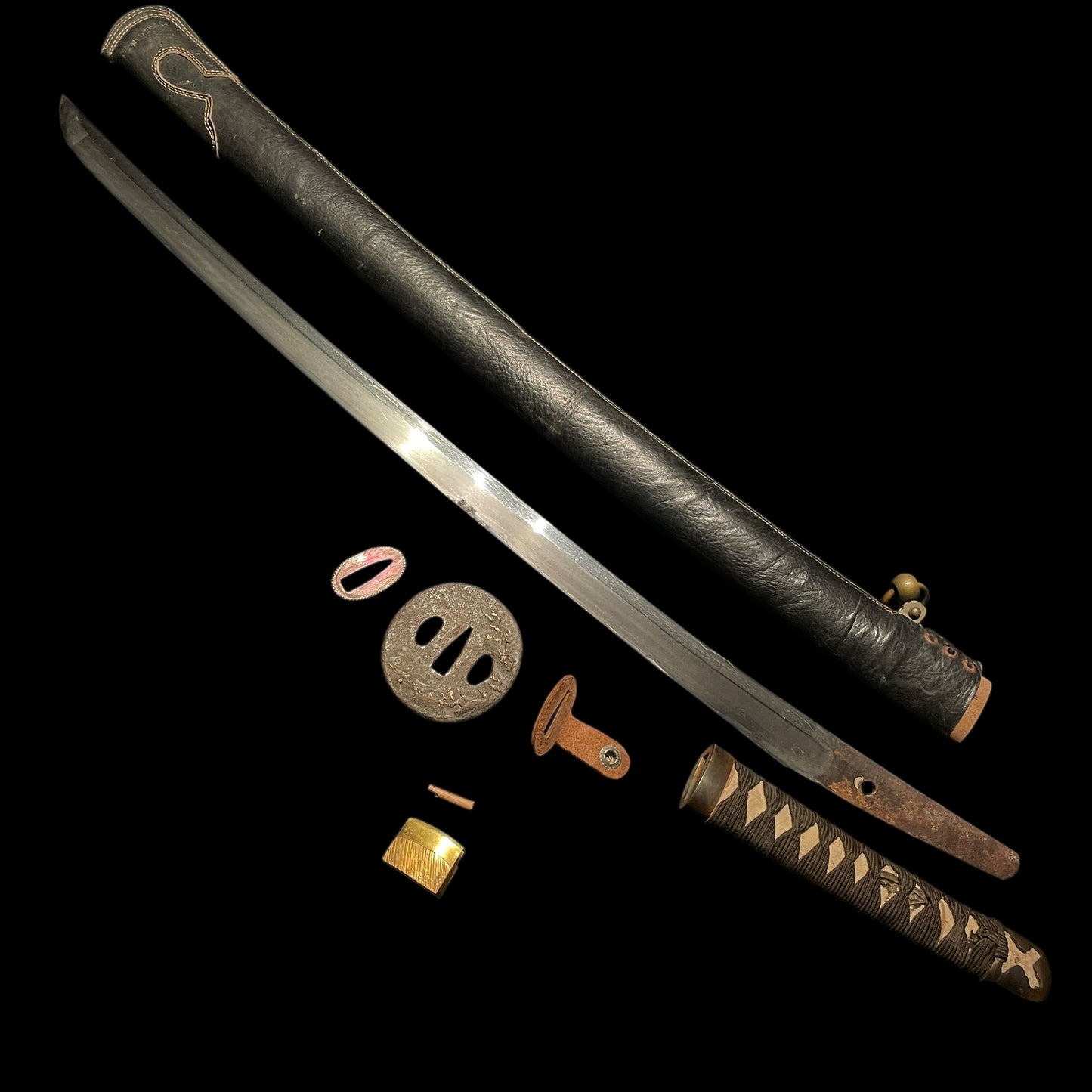 Black Ryakushiki-GUNTO 黒略式軍刀, Mt.Fuji Menuki, Japanese Army Sword