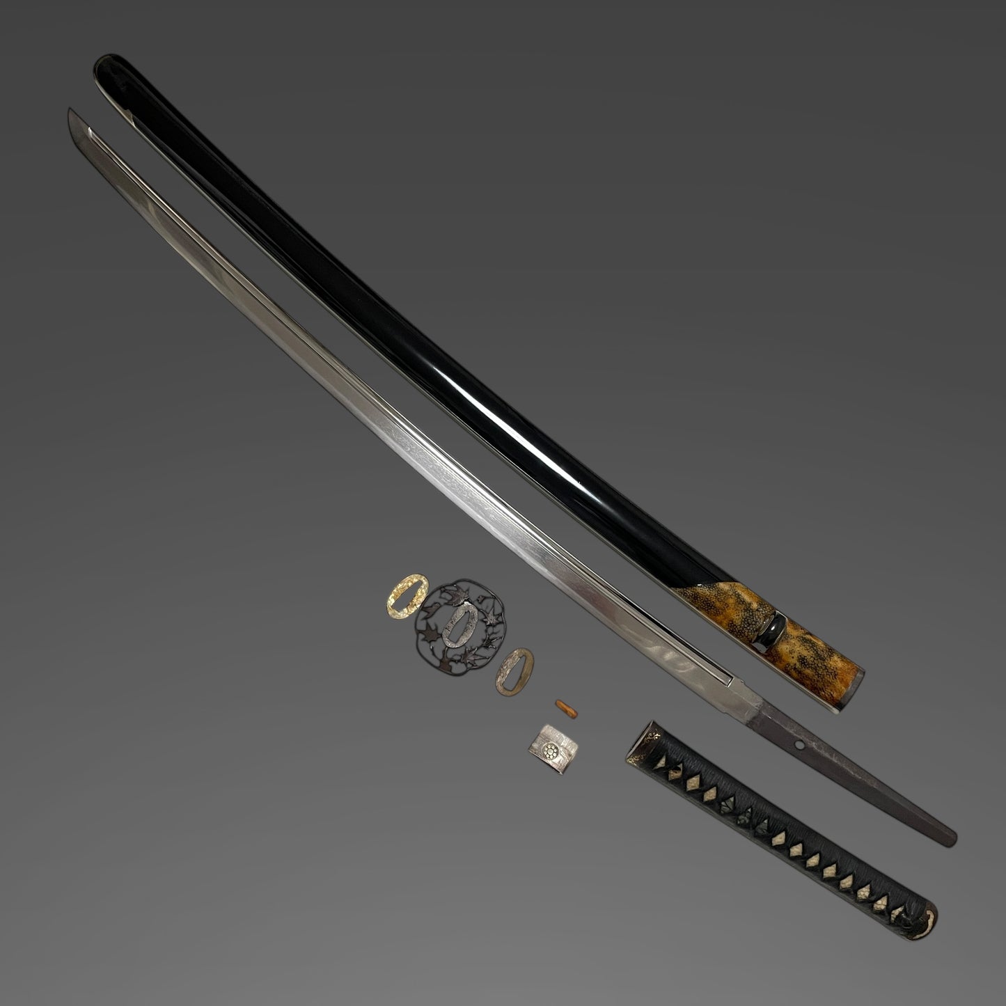 Yamashironokami Kunikiyo 山城守国清 Long KATANA, Early Edo period, NBTHK Certificate