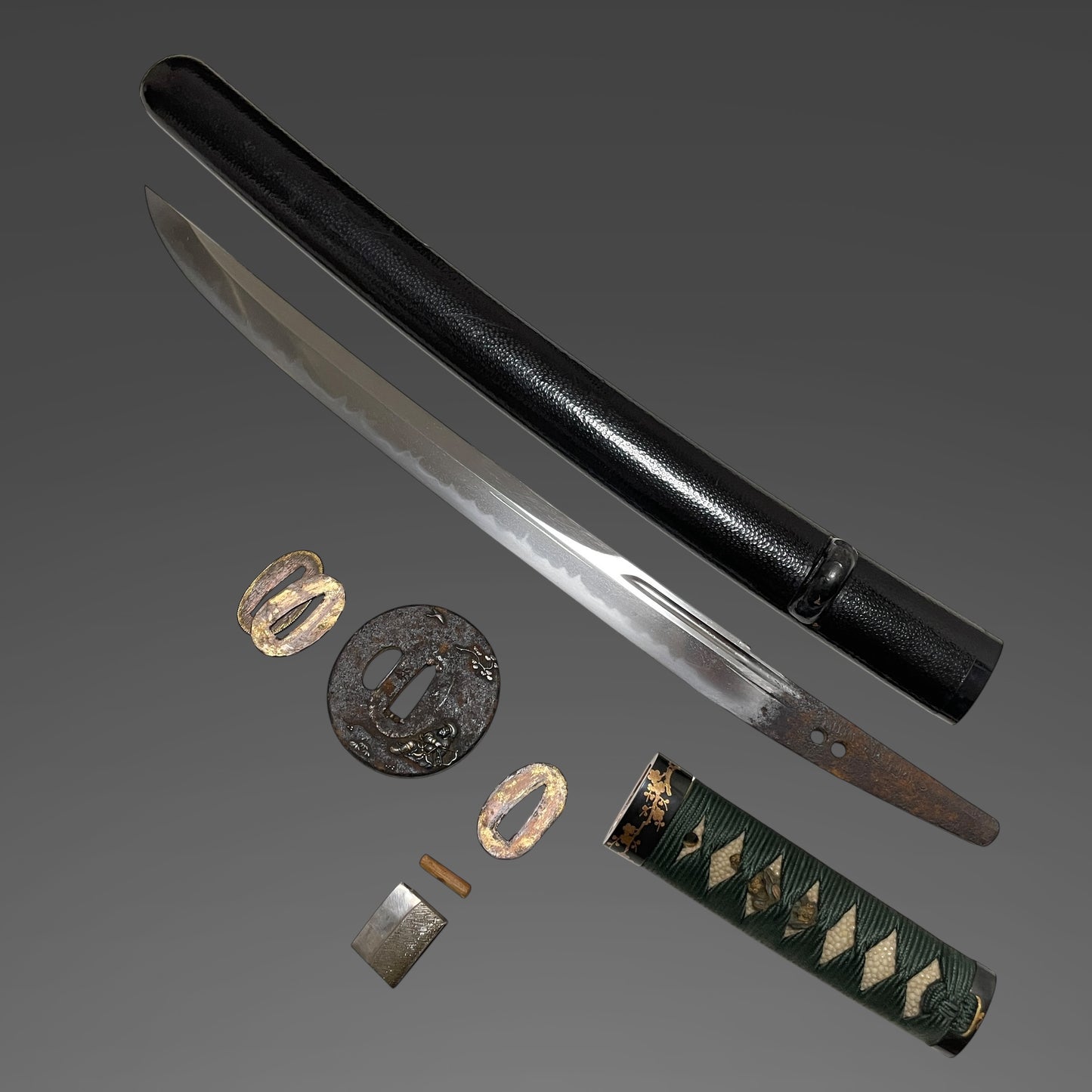 Naginata-Naoshi Zukuri 薙刀直造 Wakizashi, Miharaju Masaie 三原住正家 signed, Edo period