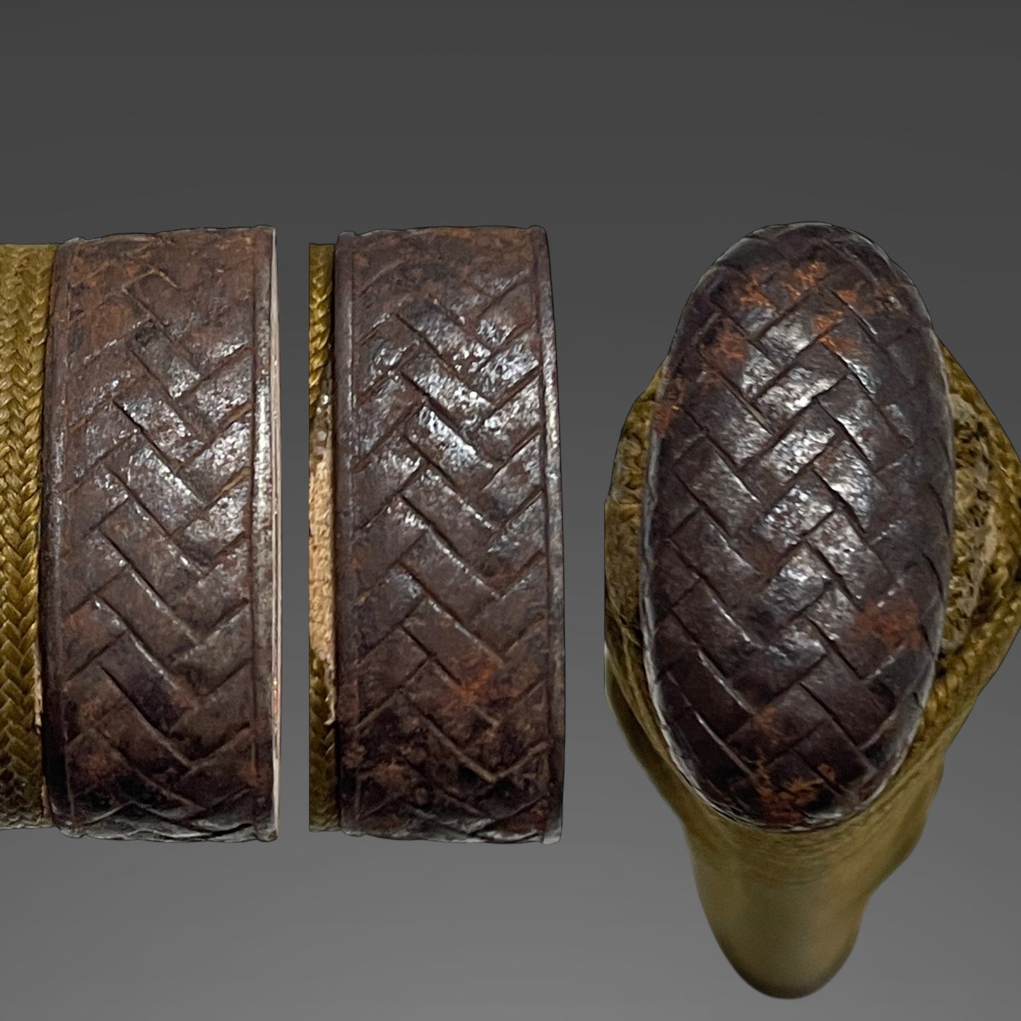 Hizenkokuju Tadayoshi 肥前国住忠吉 signed WAKIZASHI, Moth Large Kojiri, Edo period