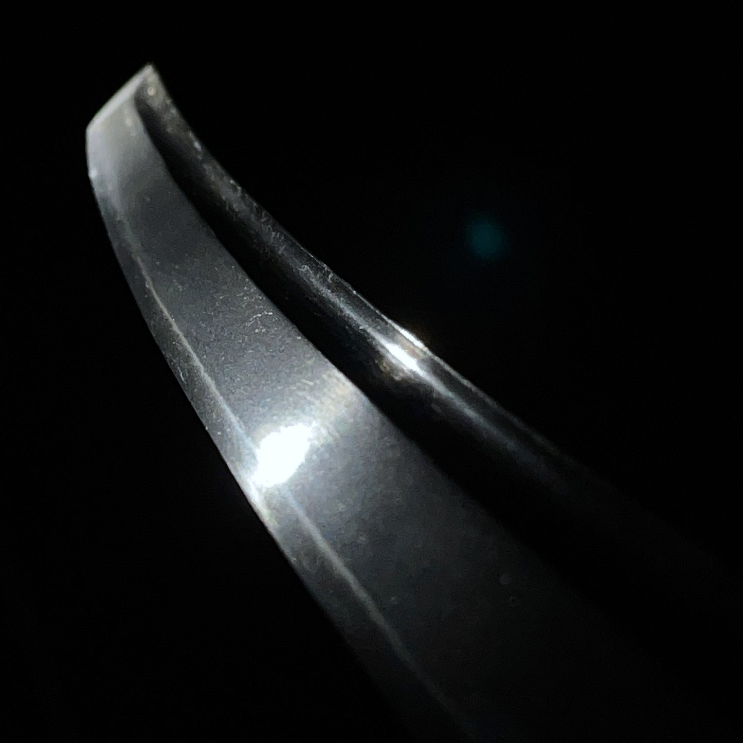 Mihara 三原 Wakizashi, Luxuriously decorated Habaki, Muromachi period