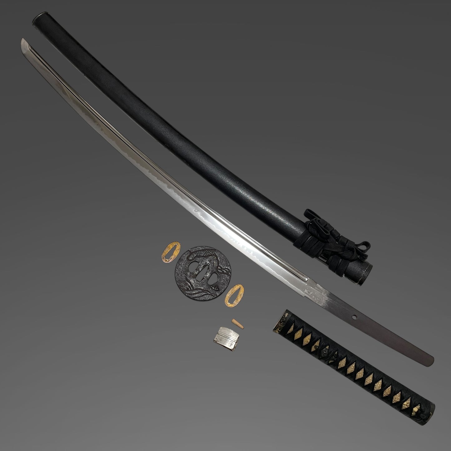 Hizen Tadakuni 肥前忠国 KATANA, Crane Fuchikashira, Turtle Menuki 亀目貫, Early Edo period