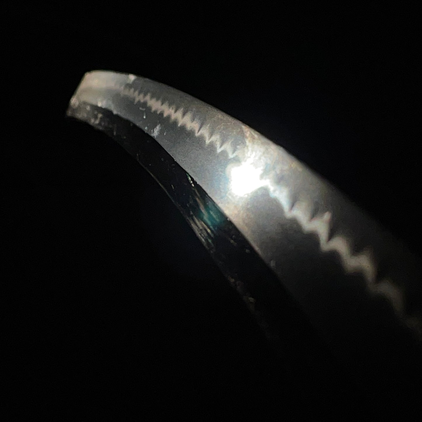 NAVY GUNTO 海軍刀, Sekiju Okada Kaneyoshi 関住岡田兼義 signed, Rising sun Seppa