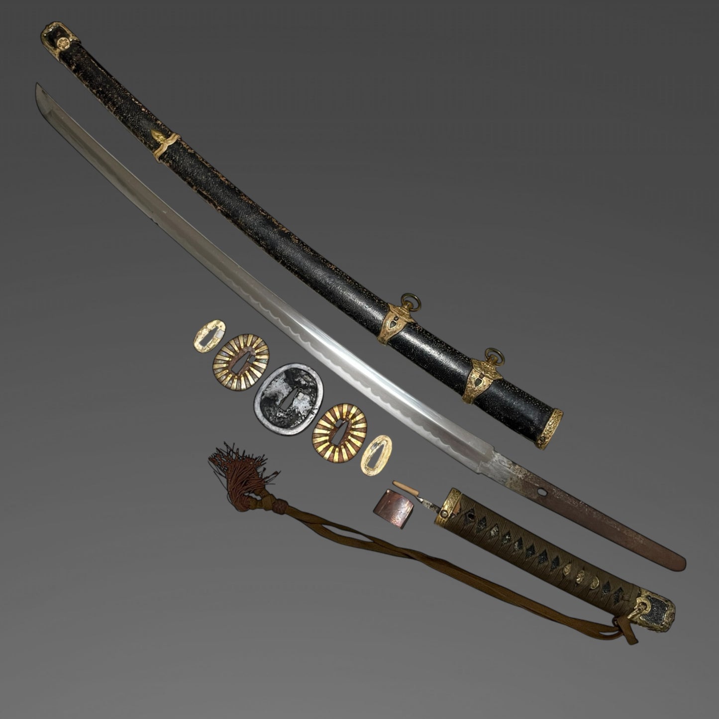 NAVY GUNTO 海軍刀, Sekiju Okada Kaneyoshi 関住岡田兼義 signed, Rising sun Seppa