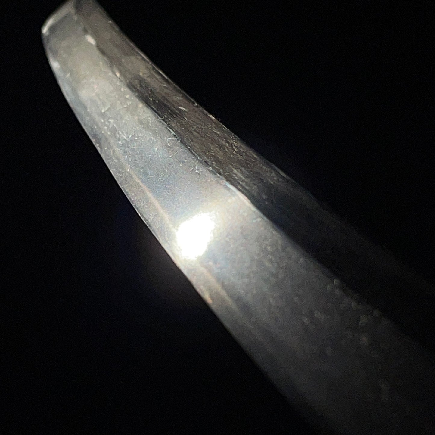 Kawachinokami Kiyofusa 河内守清房 signed WAKIZASHI, Plum Fuchikashira, Masamehada 柾目肌