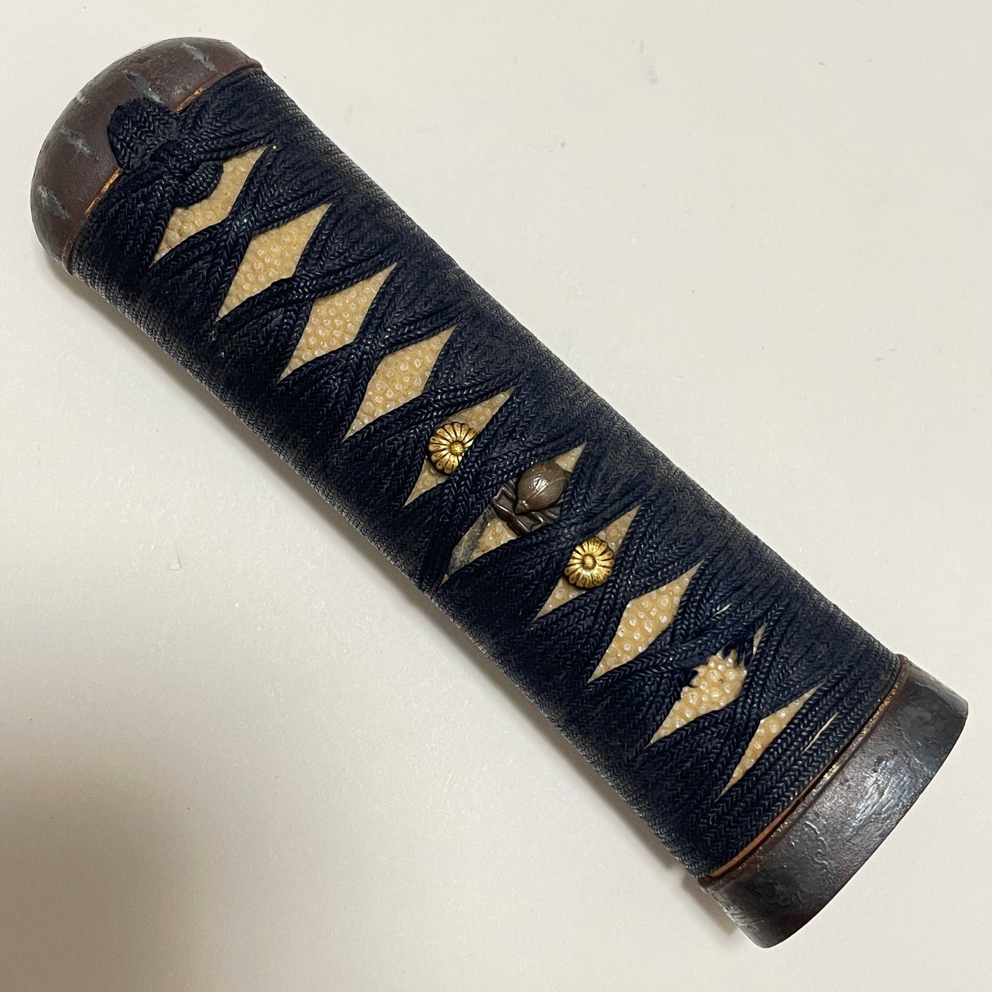 Unokubizukuri 鵜首造 TANTO, Insect menuki, Late Edo period mumei